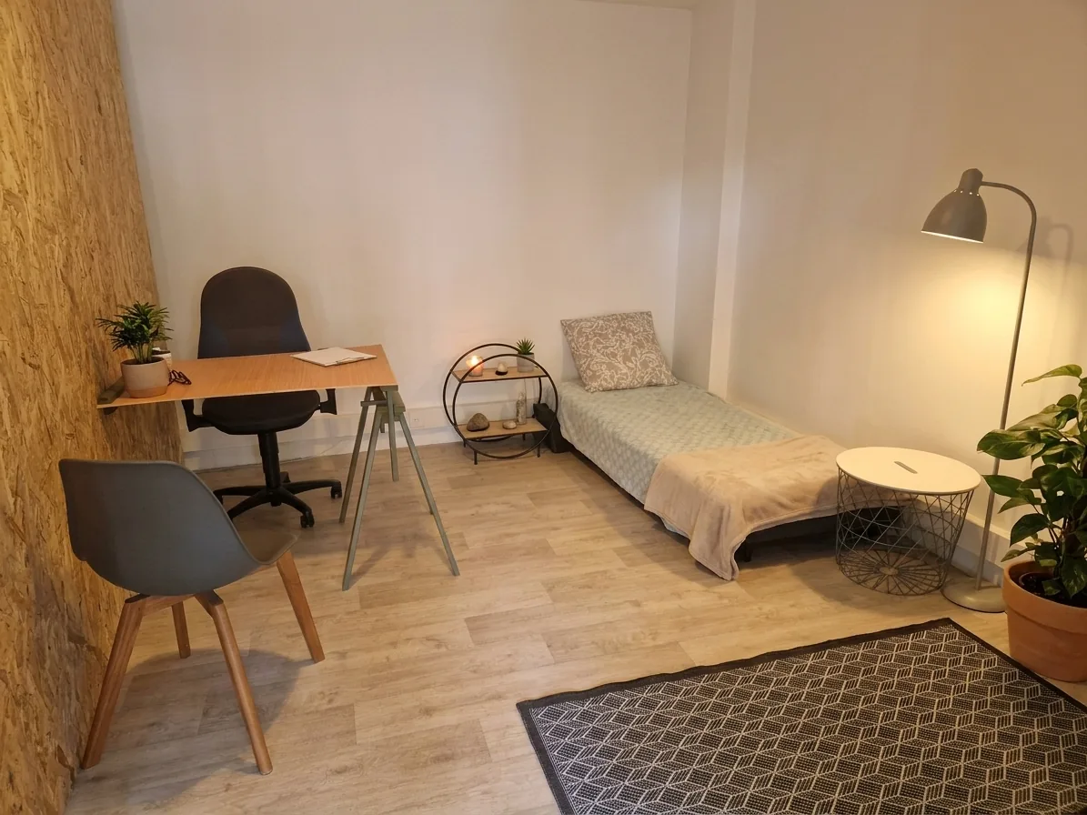 Vue d'ensemble du cabinet VA-EV à Bordeaux, 325 avenue Thiers : séances d'hypnose régressive, vies antérieures et entre-vies avec Jérôme Olivar